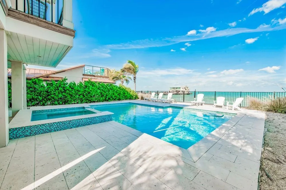 Bay View Beauty