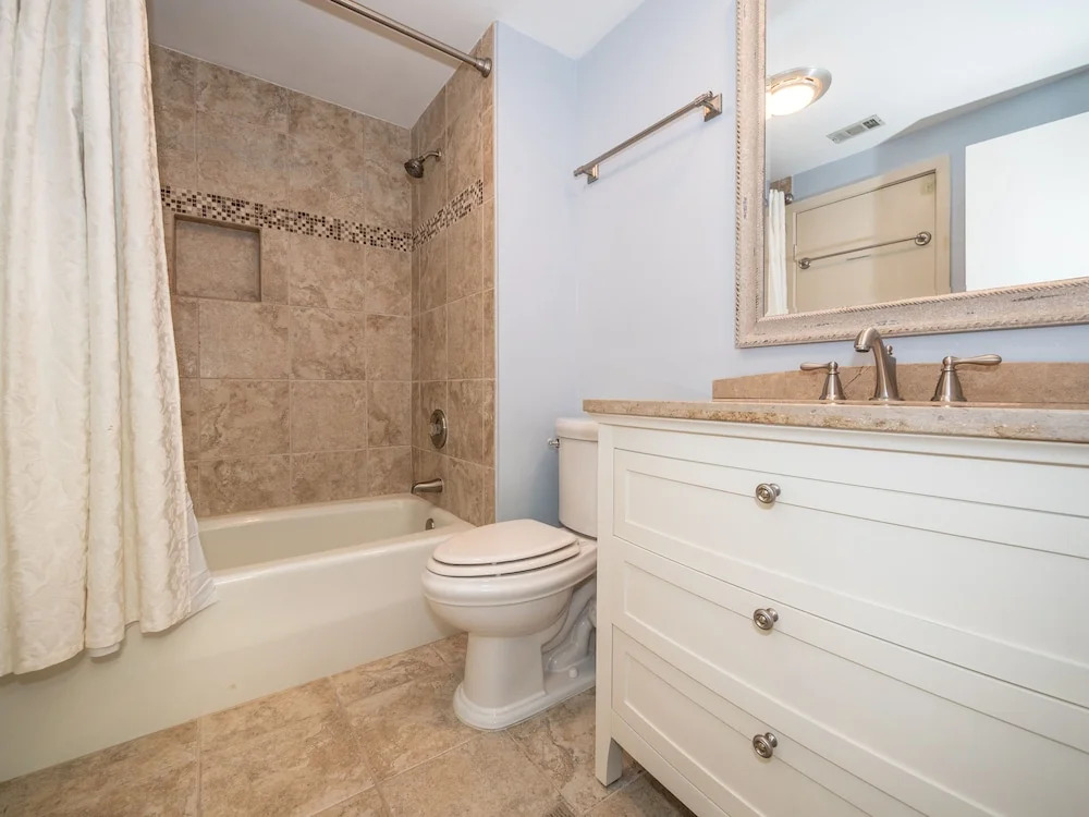 Turnberry Village 241