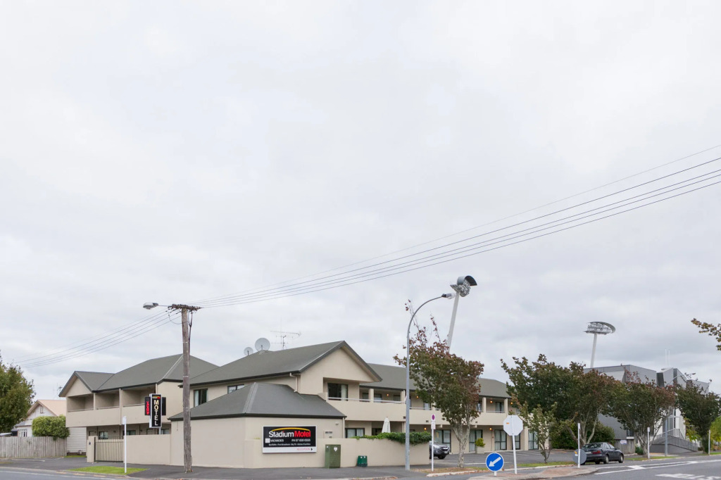 Stadium Motel