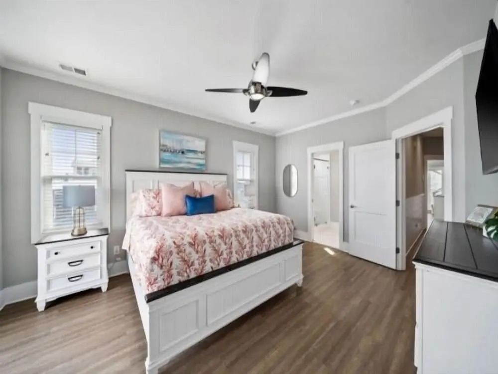 Sunnyside - Ocean And Inlet Views, Steps To Beach Access, Plus Parking For 4! 5 Bedroom Townhouse by RedAwning