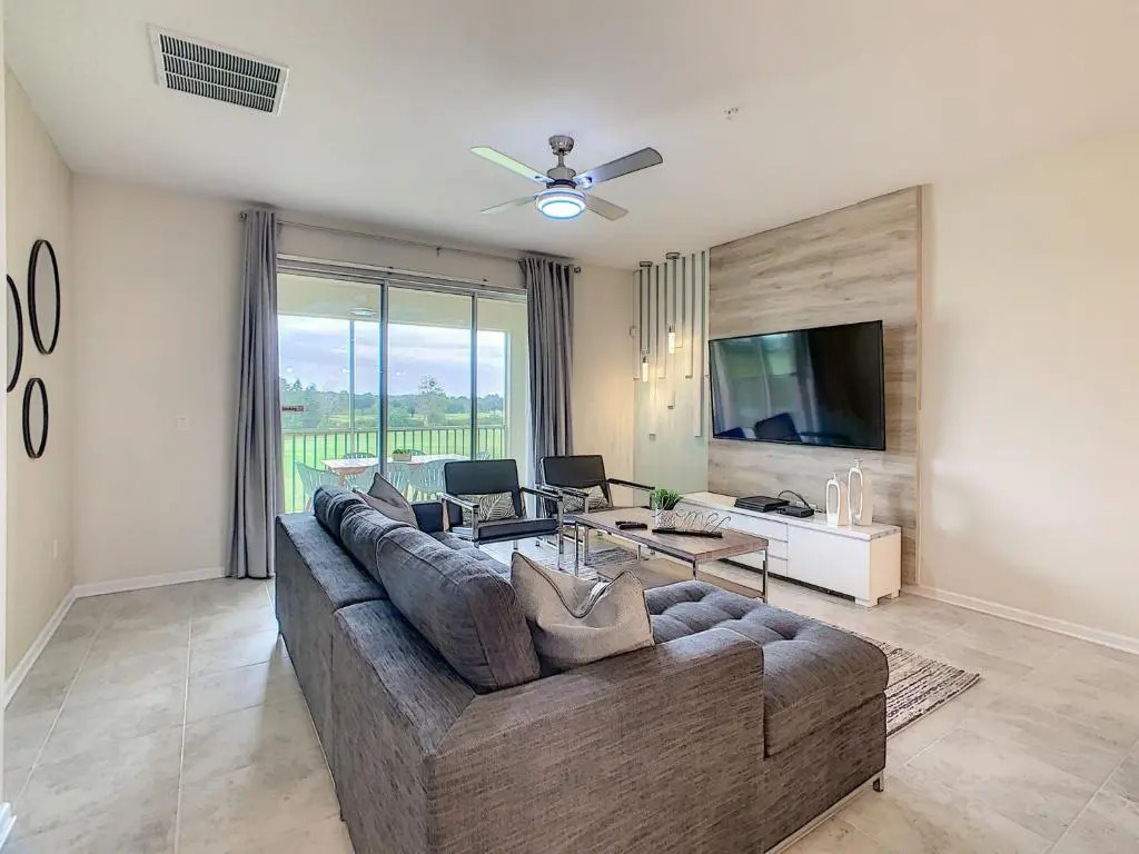 BOOK NOW!! WONDERFUL NEW BRAND 3BDM CONDO - NEWLy FURNISHED