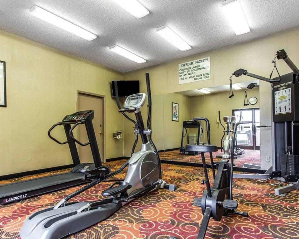 Quality Suites Hickory South