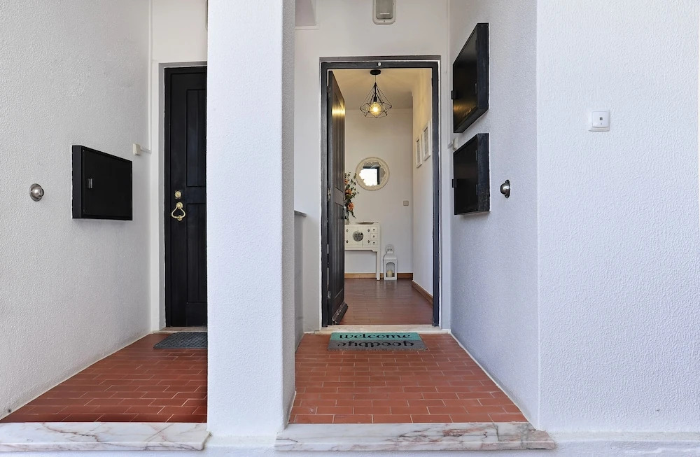 Azenha Apartment