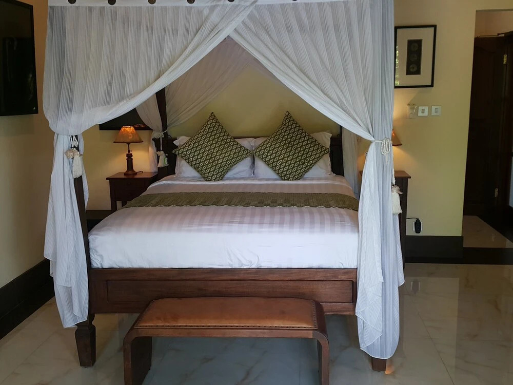Emerald Villa B-18