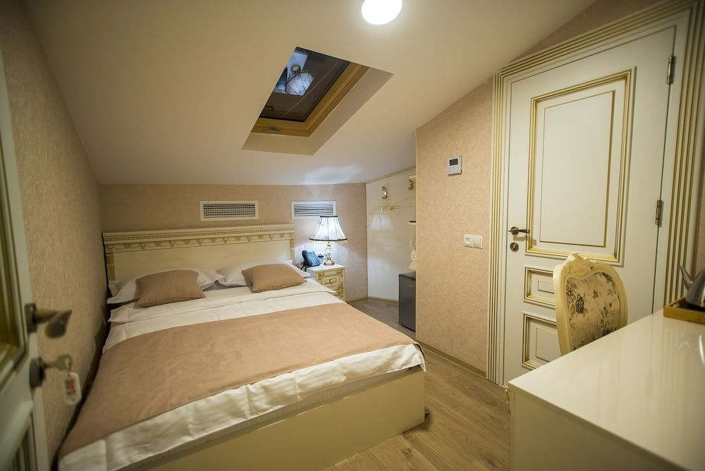 Arts Hotel by Square