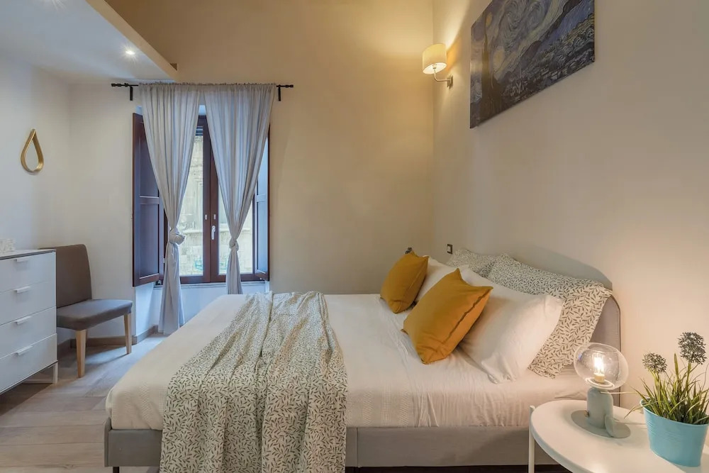 Central Cozy Apartment 70m2 In '700s Baroque Building