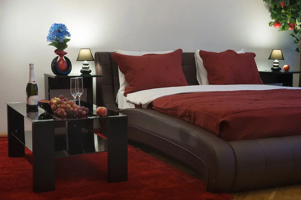 IZBA Red Square Guest House