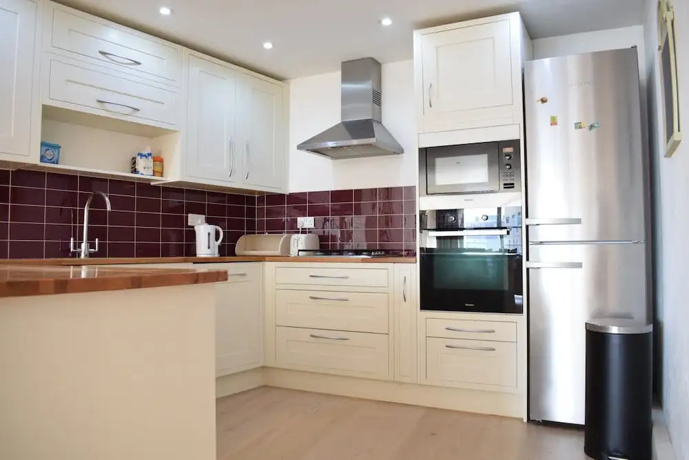 Spacious 3 Bedroom Apartment Near Tower Bridge