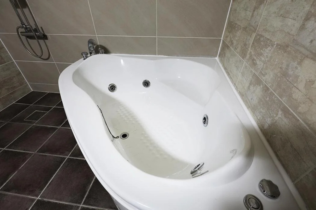 Joy Plus Hotel