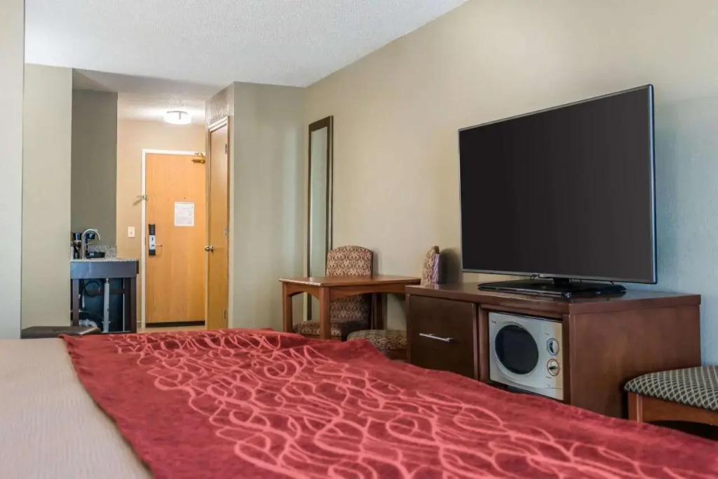 Holiday Inn Express Hotel & Suites Stillwater