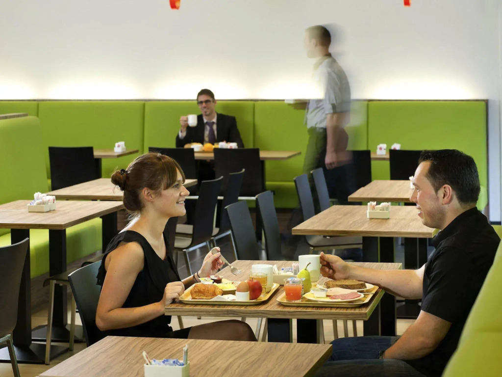 ibis Hotel Brussels Centre Gare du Midi