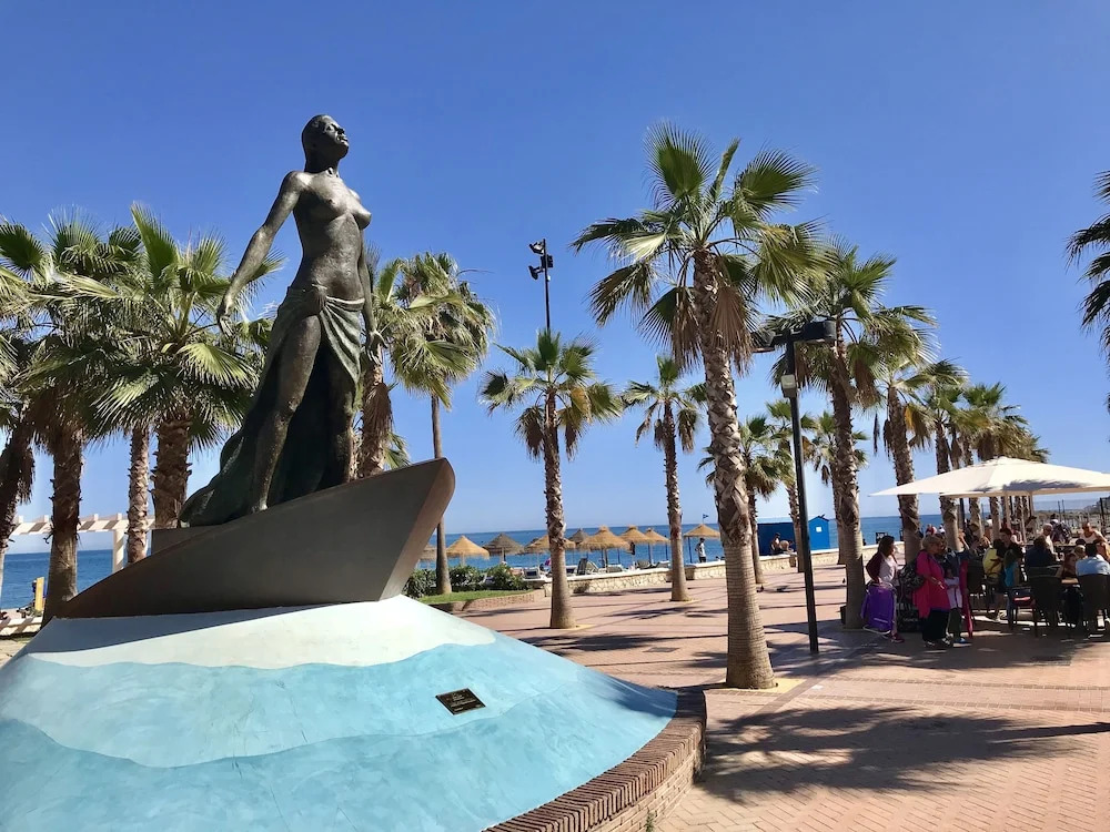 Acqua Fuengirola Apartments