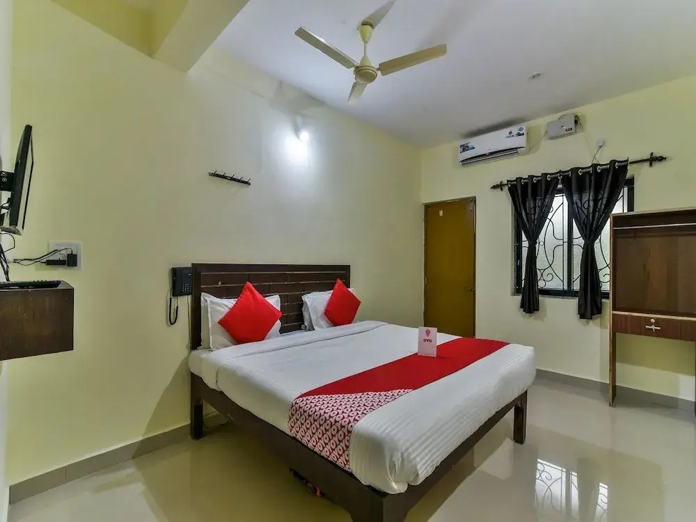 Jovinhos Place by OYO Rooms