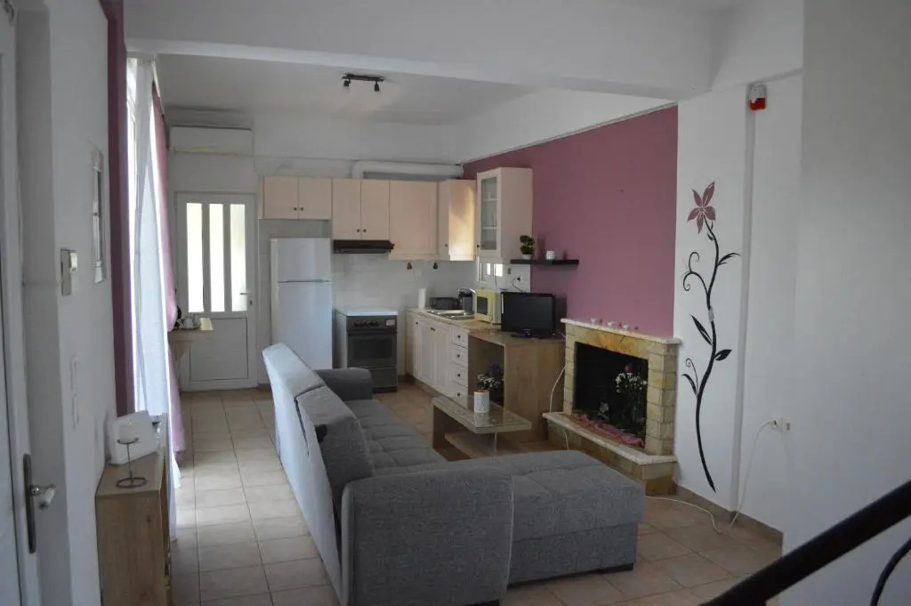 Serenity House Aigio Dimitropoulos
