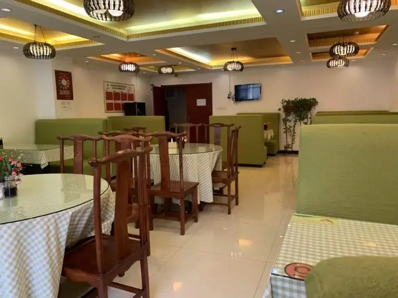 GreenTree Inn Taiyuan Liuxiang Tongluo Bay Hotel