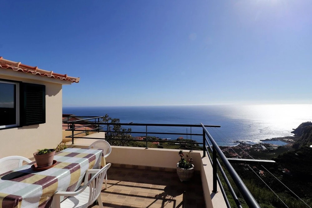 House With 2 Bedrooms in Ribeira Brava, With Wonderful sea View, Furni