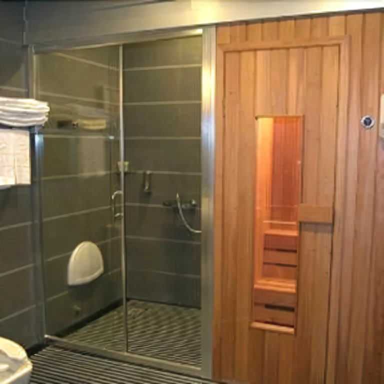 Jiazhou Holiday Hotel
