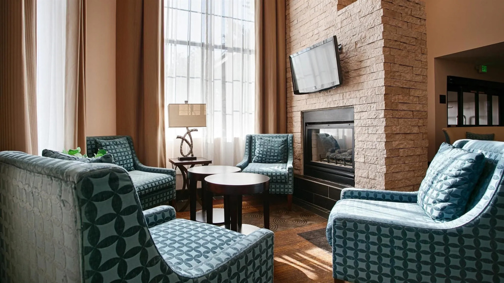 Best Western Plus - Wendover Inn