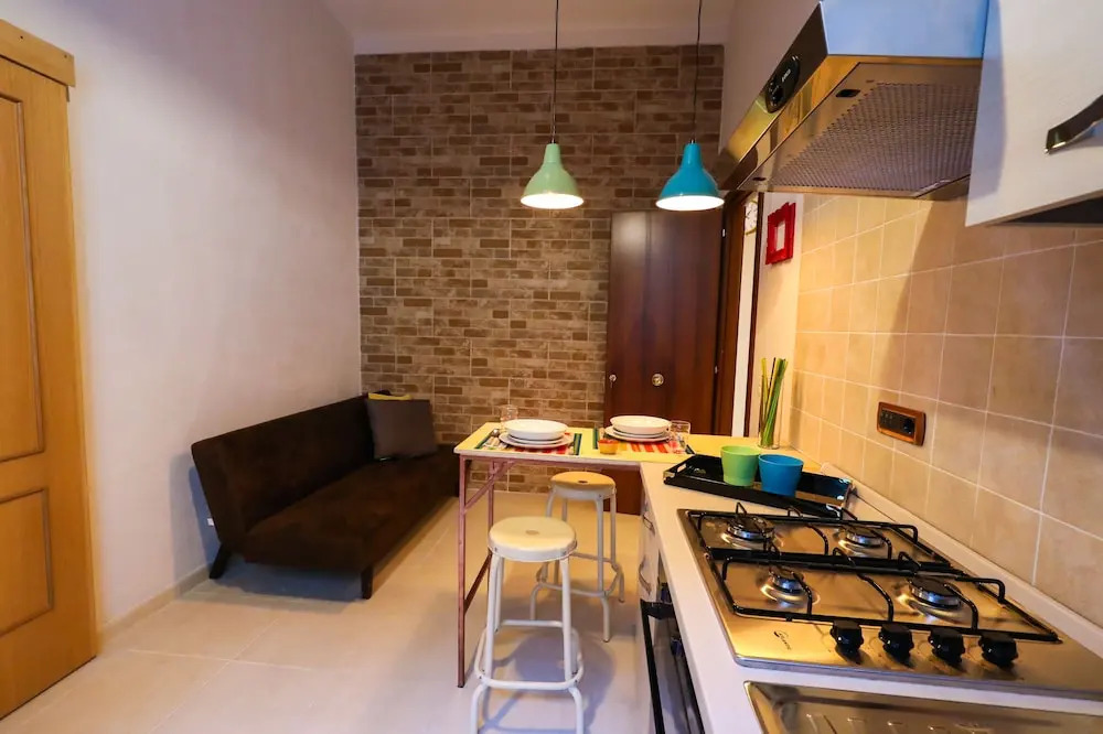 Mamas apartment & deluxe rooms