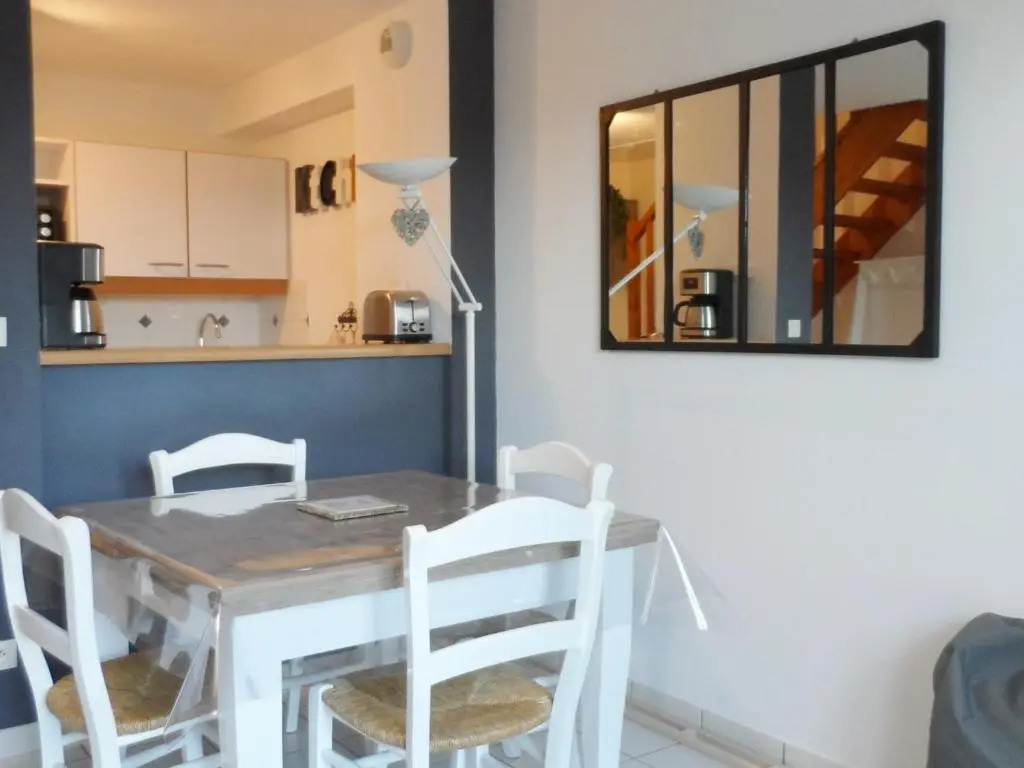 Cottage 3 Pièces Avec Jardin Privatif Sud, Parking, Piscine - Proche Port Guillaume - FR-1-487-320