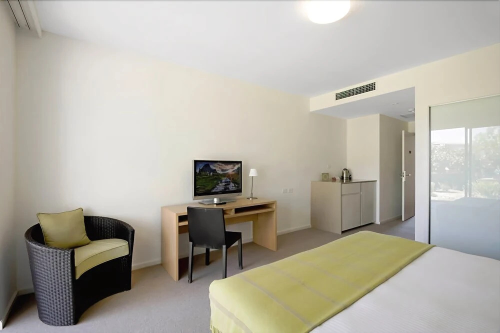 Magenta Studio Room