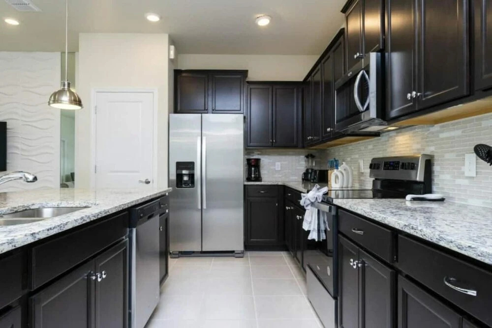 630 Amazing Home With Thematic Rooms