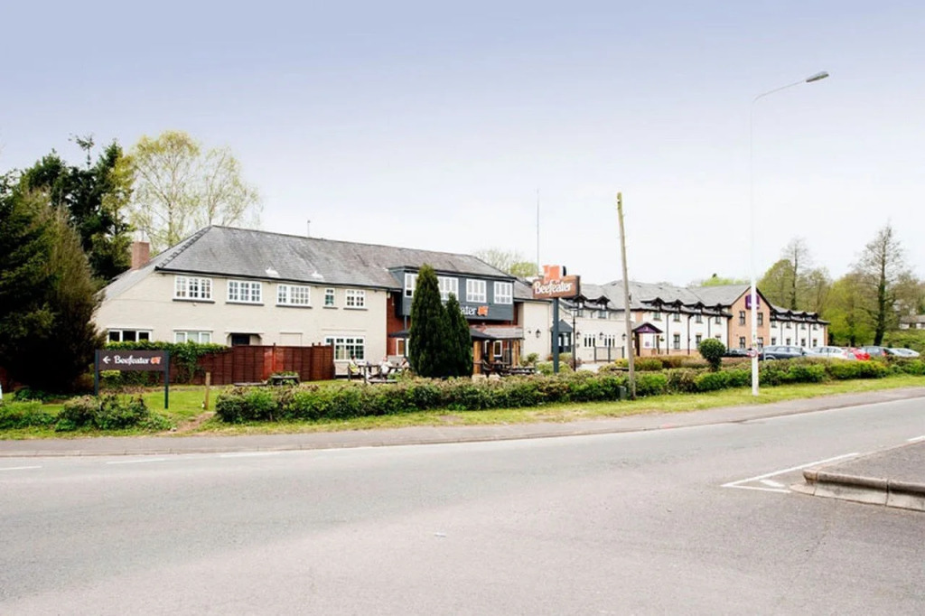 Premier Inn Cardiff West