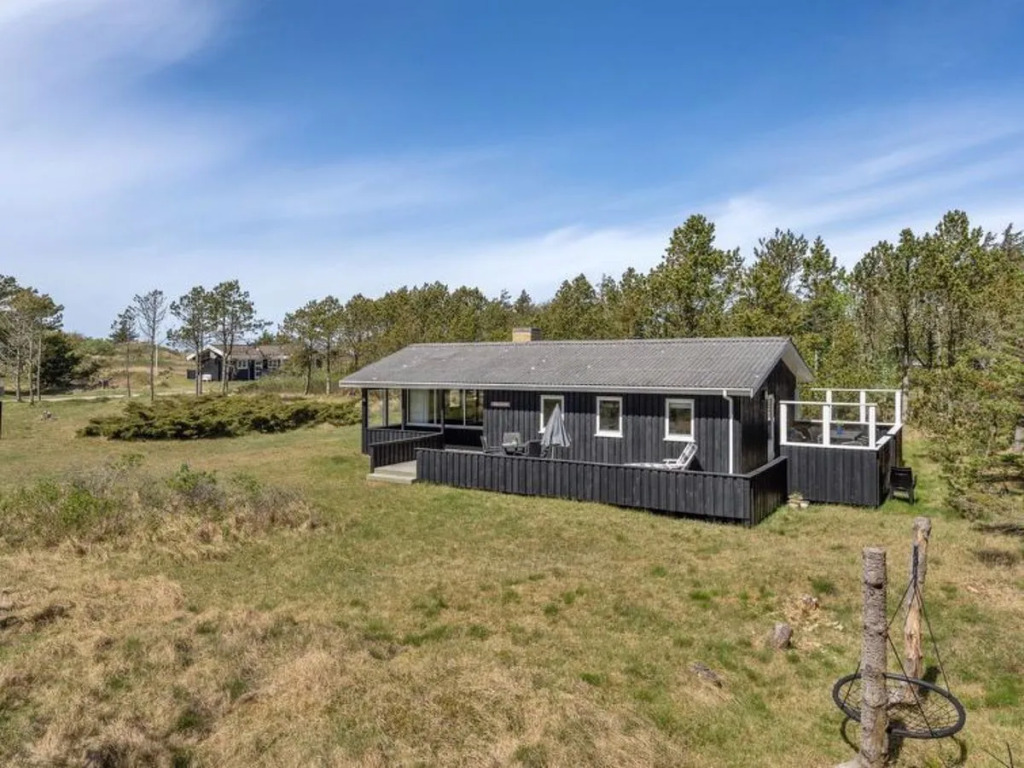 "Amitola" - 950m from the sea in NW Jutland