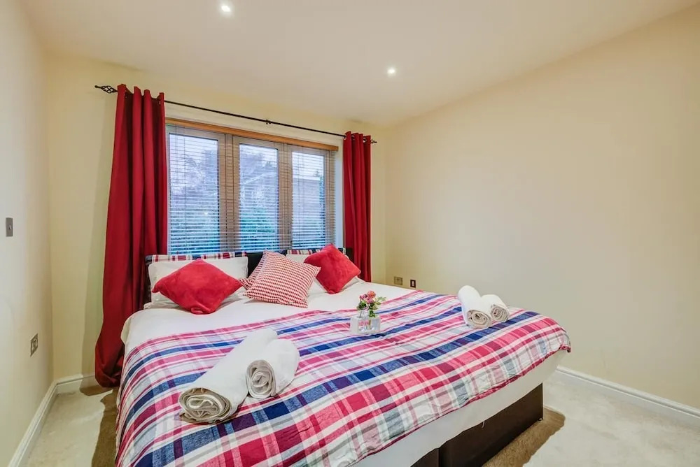 Mill Cross Apartments