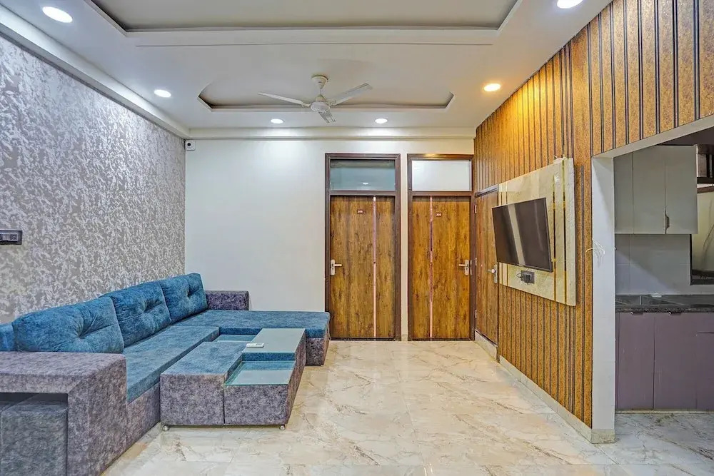 Fabhotel Shubh Palace