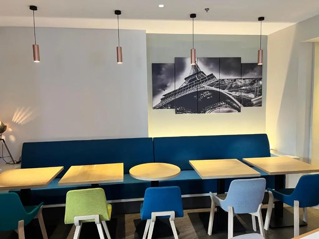 Holiday Inn Paris-Auteuil by IHG