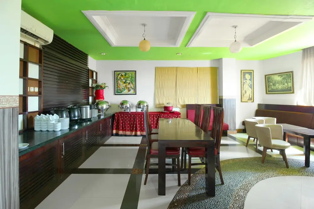 马卡萨艾里帕那库康大道1号酒店(Airy Panakkukang Boulevard 1 Makassar)
