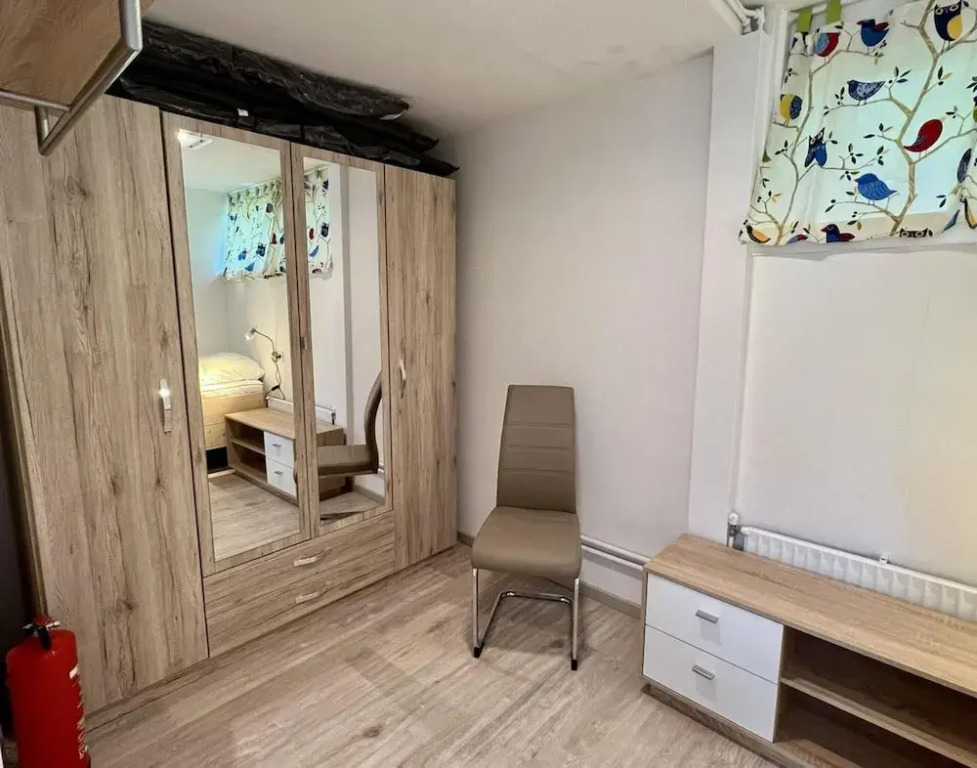 Pet-friendly Bungalow Near Beach