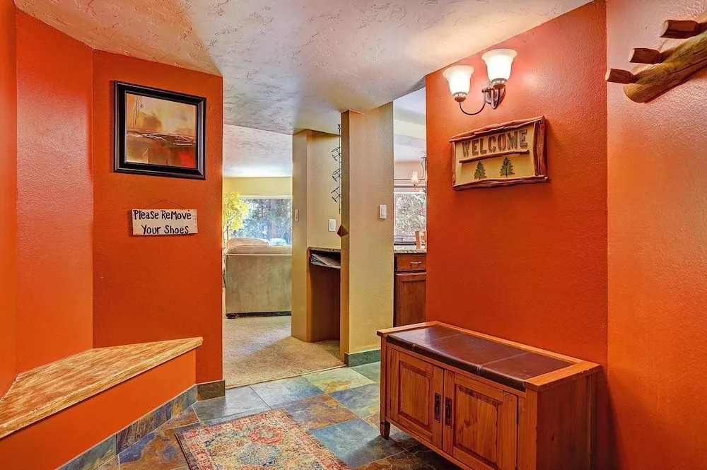 Powderhorn C202 2 Bedroom Condo by RedAwning