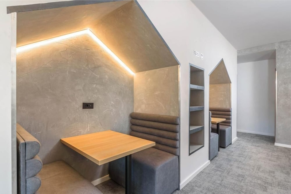 URBAN BUDGET HOTEL