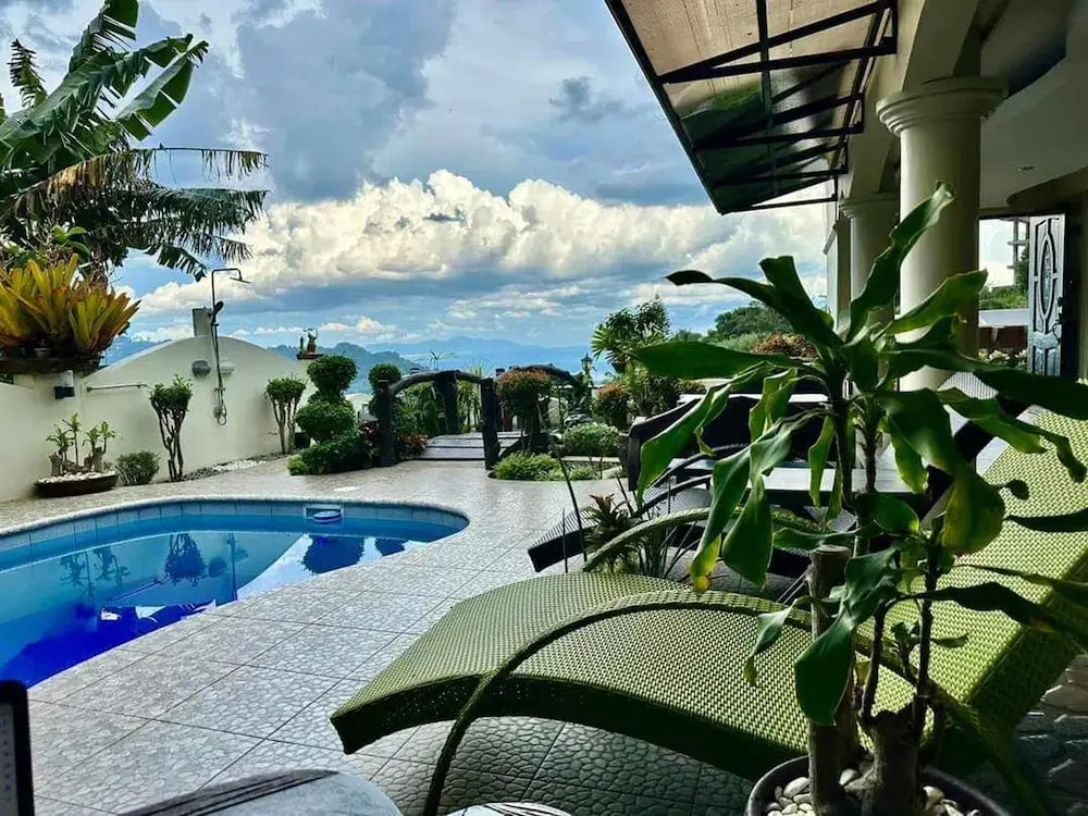 Avana Hills Tagaytay Villa
