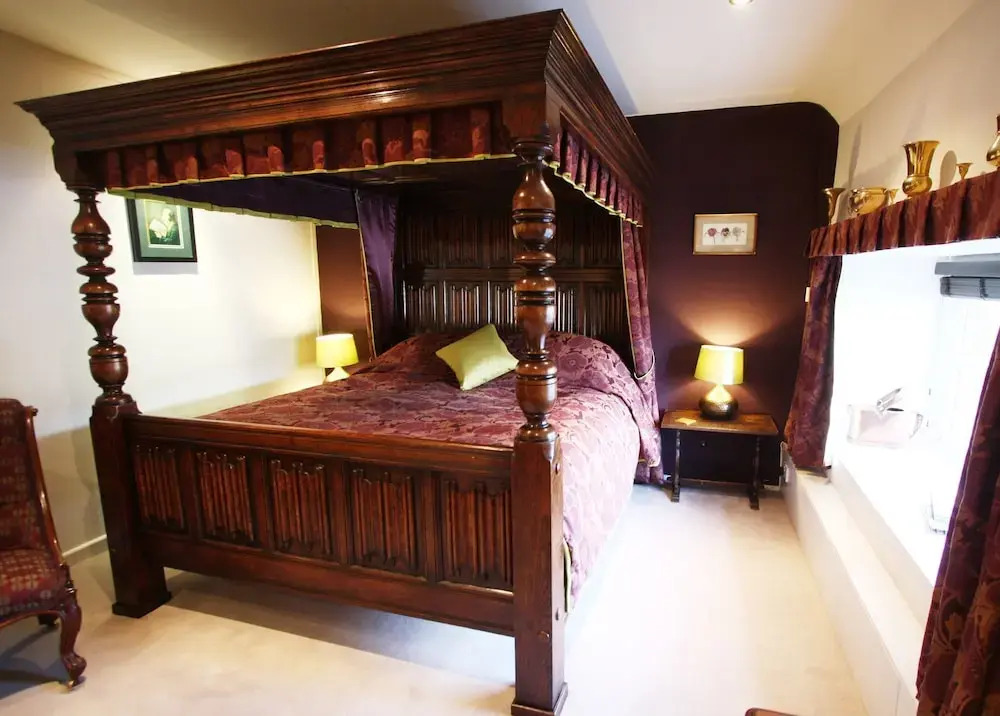 The Oxenham Arms Hotel Devon