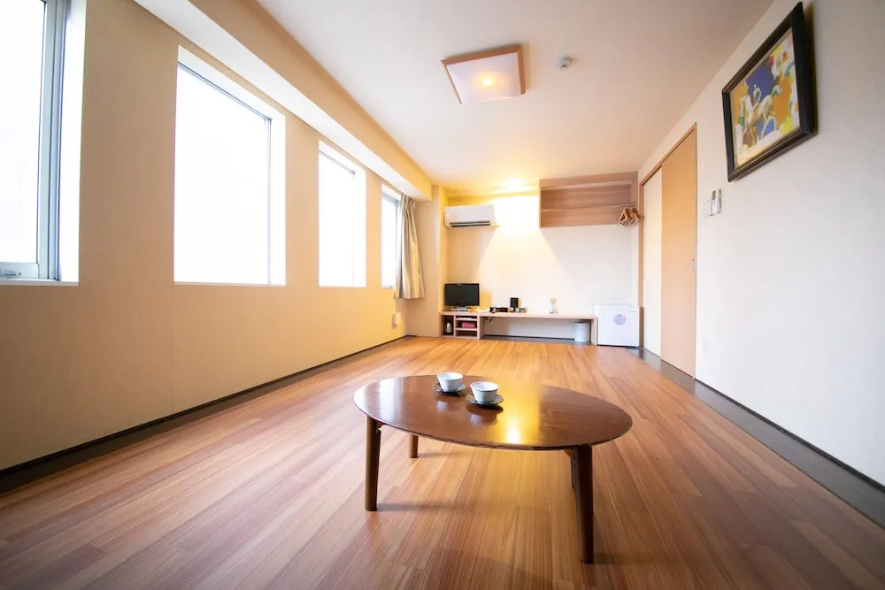 Business Hotel KG