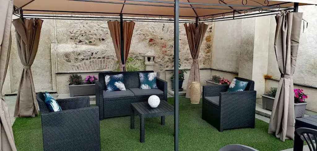 Logis Hotel La Tourelle du Beffroi