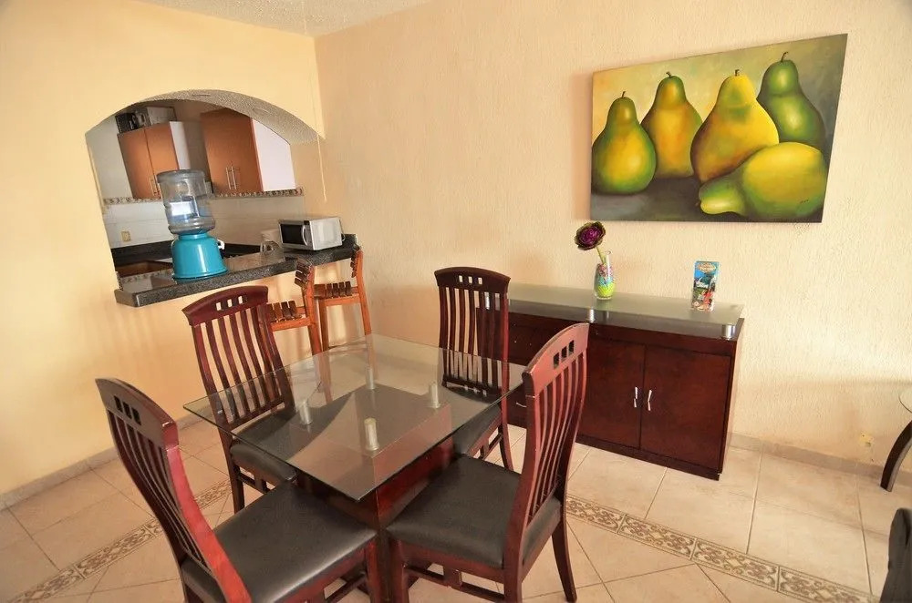 Ground level Apartment w Balcony RDS