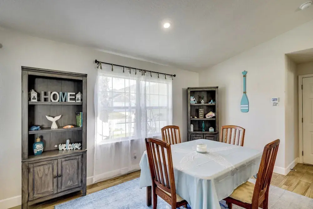 Family Escape w/ Fenced Yard & Pool in Palm Coast