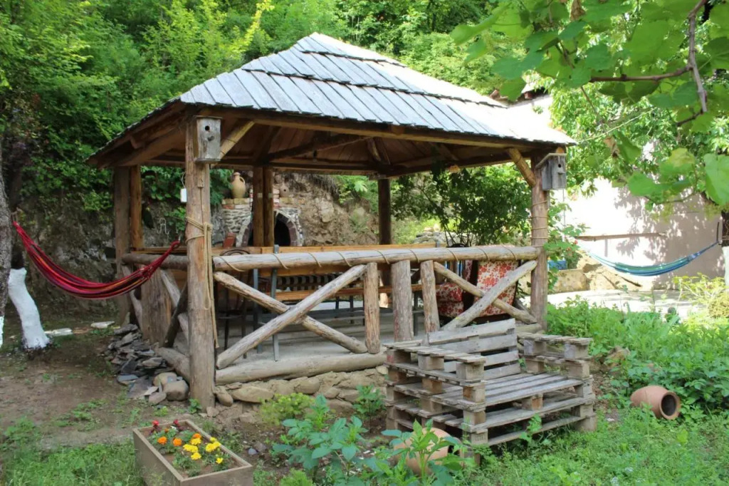 Nikalas house