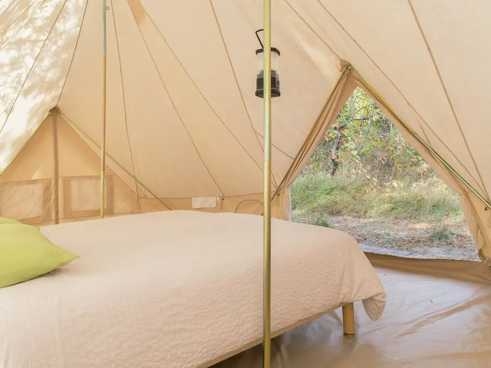 La Danse des Papillons - Campsite