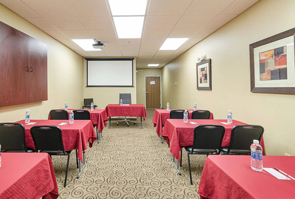 Comfort Suites Wytheville near Conference Center