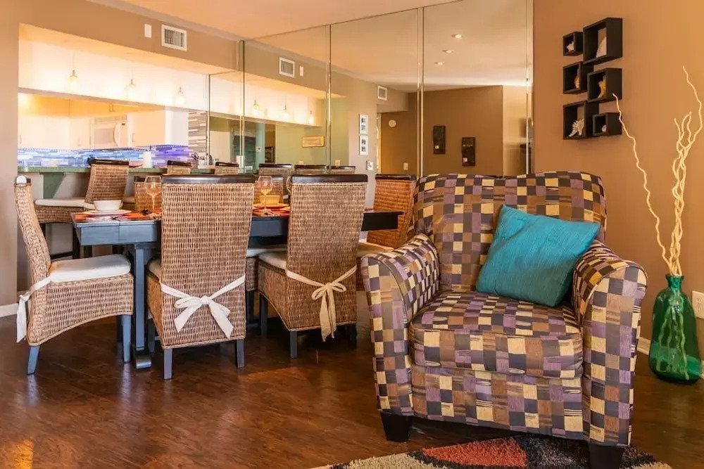 Bridgeport Condo 209