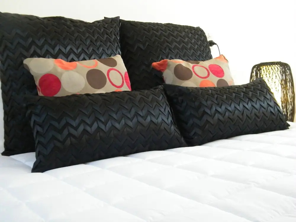 3 & 4 Bedroom Holiday Houses Central Picton