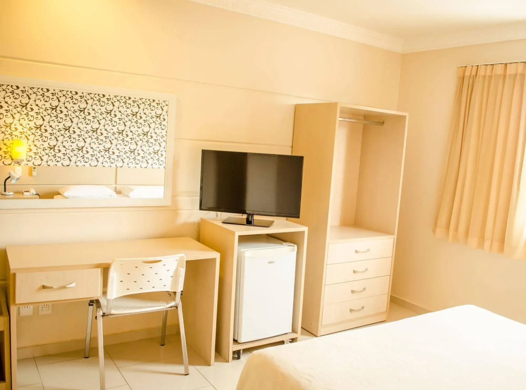 Atalanta Hotel