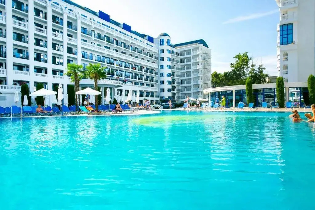 Chaika Beach Resort