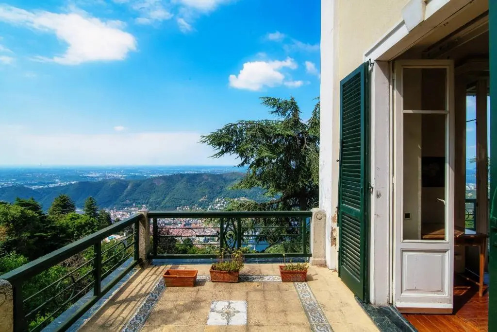 Villa I Tigli - by MyHomeInComo