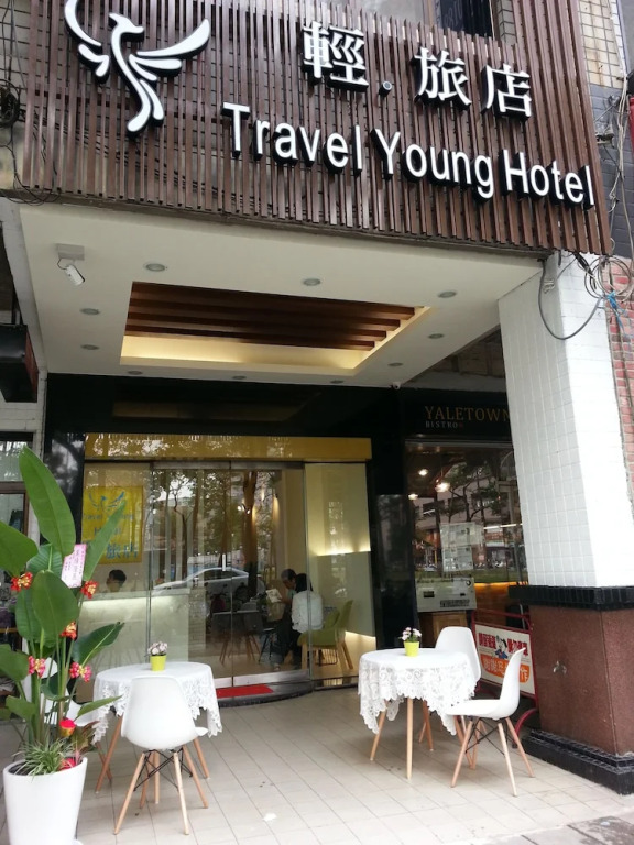 Travel Young Hotel